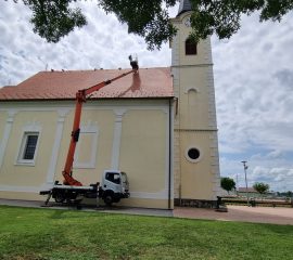 Radovi-na-visini-popravak-krovista-Crkve-MultiUp3
